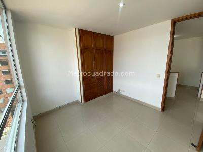 Apartamento de 3 alcobas en arriendo en Usaquen Cedritos, Bogotá, 94 m² · foto 8 de 18