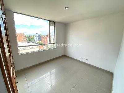 Apartamento de 3 alcobas en arriendo en Usaquen Cedritos, Bogotá, 94 m² · foto 9 de 18