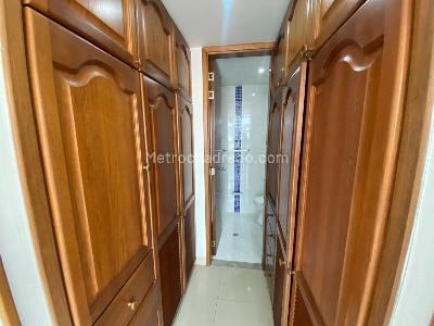 Apartamento de 3 alcobas en arriendo en Usaquen Cedritos, Bogotá, 94 m² · foto 11 de 18