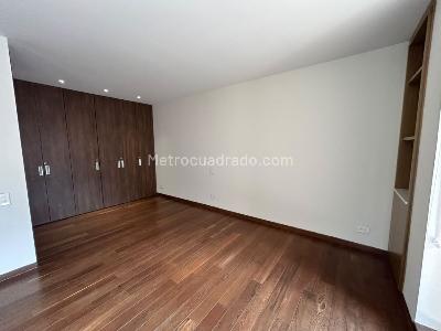 Apartamento de 3 alcobas en arriendo en Chapinero Altos Del Virrey, Bogotá, 137 m² · foto 7 de 20