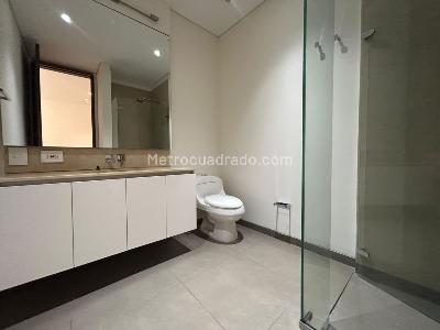 Apartamento de 3 alcobas en arriendo en Chapinero Altos Del Virrey, Bogotá, 137 m² · foto 11 de 20