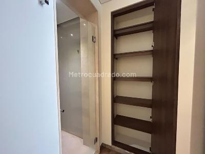 Apartamento de 3 alcobas en arriendo en Chapinero Altos Del Virrey, Bogotá, 137 m² · foto 18 de 20