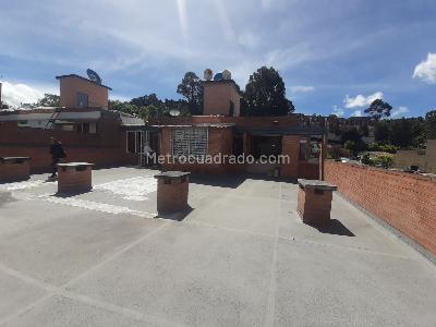Apartamento de 1 alcoba en arriendo en Suba Pinar De Suba, Bogotá, 30 m² · foto 10 de 13