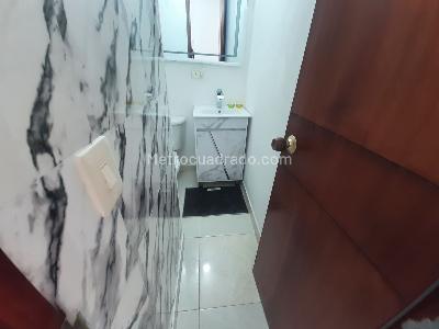 Apartamento de 1 alcoba en arriendo en Suba Pinar De Suba, Bogotá, 30 m² · foto 7 de 13