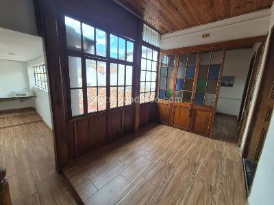 Casa de 5 alcobas en arriendo en Santa Fe Candelaria, Bogotá, 870 m² · foto 10 de 20