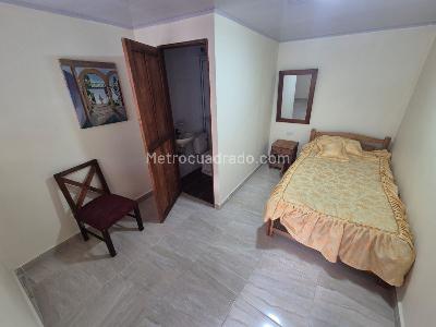Casa de 5 alcobas en arriendo en Santa Fe Candelaria, Bogotá, 870 m² · foto 15 de 20