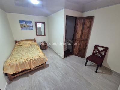 Casa de 5 alcobas en arriendo en Santa Fe Candelaria, Bogotá, 870 m² · foto 17 de 20