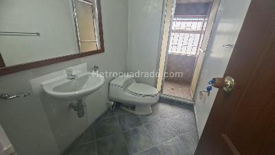 Casa en arriendo en Barrios Unidos Polo Club, Bogotá · foto 18 de 20