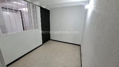 Apartamento de 3 alcobas en arriendo en Kennedy Roma, Bogotá, 40 m² · foto 9 de 15