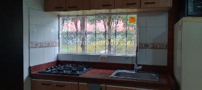 Casa de 4 alcobas en venta en Suba La Fontana, Bogotá, 70 m² · foto 8 de 13