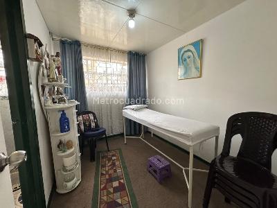 Casa de 5 alcobas en venta en Barrios Unidos Jose Joaquin Vargas, Bogotá, 196 m² · foto 14 de 20