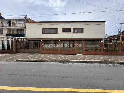 Casa de 5 alcobas en venta en Barrios Unidos Jose Joaquin Vargas, Bogotá, 196 m² · foto 2 de 20