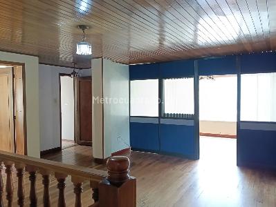 Casa de 5 alcobas en arriendo en Teusaquillo La Magdalena, Bogotá, 372 m² · foto 12 de 20