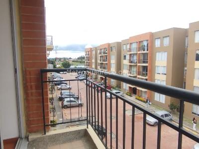 Apartamento de 3 alcobas en venta en Cajica La Estacion, Cajicá, 60 m² · foto 17 de 19