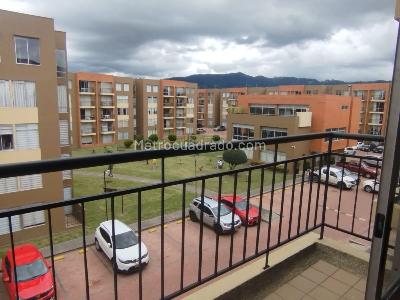 Apartamento de 3 alcobas en venta en Cajica La Estacion, Cajicá, 60 m² · foto 18 de 19
