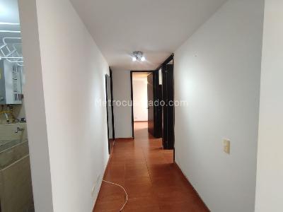 Apartamento de 3 alcobas en venta en Cajica La Estacion, Cajicá, 60 m² · foto 3 de 19