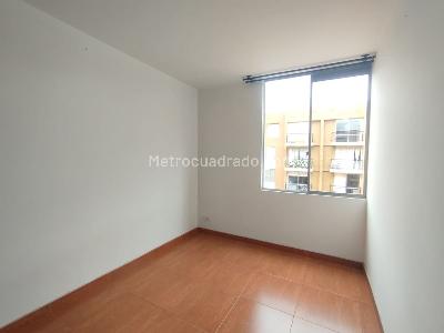 Apartamento de 3 alcobas en venta en Cajica La Estacion, Cajicá, 60 m² · foto 5 de 19