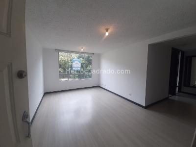 Apartamento en arriendo en Suba El Pinar De Suba I, Bogotá · foto 3 de 15