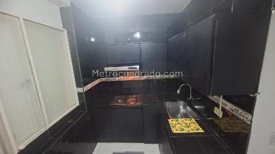 Apartamento de 1 alcoba en arriendo en Engativa La Faena, Bogotá, 42 m² · foto 2 de 7