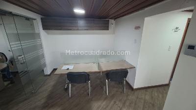 Casa de 5 alcobas en arriendo en Engativa La Española, Bogotá, 350 m² · foto 12 de 20