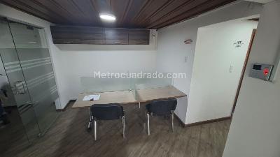 Casa de 5 alcobas en arriendo en Engativa La Española, Bogotá, 350 m² · foto 13 de 20
