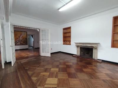 Casa de 5 alcobas en venta en Teusaquillo La Magdalena, Bogotá, 828 m² · foto 11 de 20