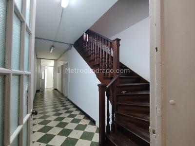 Casa de 5 alcobas en venta en Teusaquillo La Magdalena, Bogotá, 828 m² · foto 15 de 20