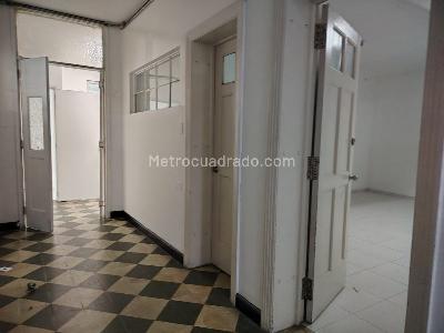 Casa de 5 alcobas en venta en Teusaquillo La Magdalena, Bogotá, 828 m² · foto 16 de 20