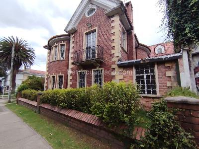 Casa de 5 alcobas en venta en Teusaquillo La Magdalena, Bogotá, 828 m² · foto 4 de 20