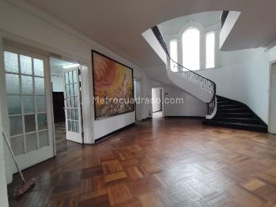 Casa de 5 alcobas en venta en Teusaquillo La Magdalena, Bogotá, 828 m² · foto 6 de 20