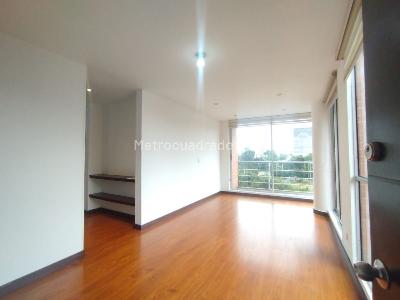 Apartamento de 3 alcobas en arriendo en Usaquen Horizontes Norte, Bogotá, 88 m² · foto 3 de 17