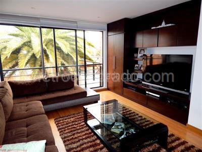 Casa de 3 alcobas en venta en San Jose De Bavaria, Bogotá, 800 m² · foto 4 de 11