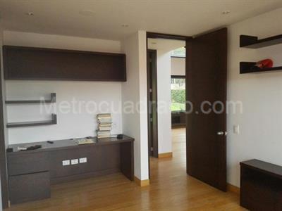 Casa de 4 alcobas en venta en San Jose De Bavaria, Bogotá, 830 m² · foto 13 de 20