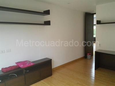 Casa de 4 alcobas en venta en San Jose De Bavaria, Bogotá, 830 m² · foto 15 de 20