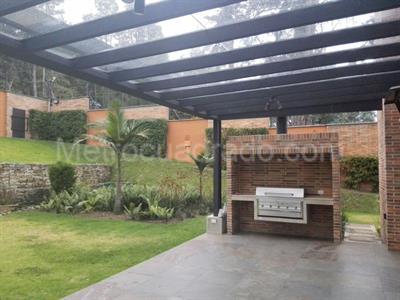 Casa de 4 alcobas en venta en San Jose De Bavaria, Bogotá, 830 m² · foto 4 de 20