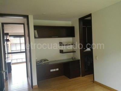 Casa de 4 alcobas en venta en San Jose De Bavaria, Bogotá, 830 m² · foto 5 de 20