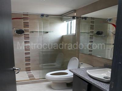 Casa de 5 alcobas en venta en San Jose De Bavaria, Bogotá, 630 m² · foto 16 de 17