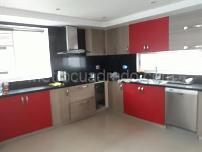 Casa de 5 alcobas en venta en San Jose De Bavaria, Bogotá, 630 m² · foto 7 de 17