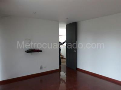 Casa de 5 alcobas en venta en San Jose De Bavaria, Bogotá, 630 m² · foto 17 de 17