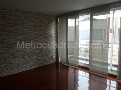 Casa de 5 alcobas en venta en San Jose De Bavaria, Bogotá, 630 m² · foto 5 de 17