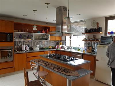 Casa de 5 alcobas en venta en San Jose De Bavaria, Bogotá, 830 m² · foto 11 de 20