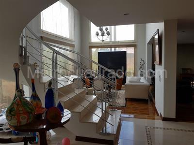 Casa de 5 alcobas en venta en San Jose De Bavaria, Bogotá, 830 m² · foto 18 de 20