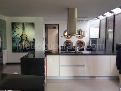 Casa de 5 alcobas en arriendo en San Jose De Bavaria, Bogotá · foto 4 de 20