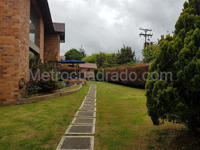 Casa de 4 alcobas en venta en San Jose De Bavaria, Bogotá, 830 m² · foto 15 de 20