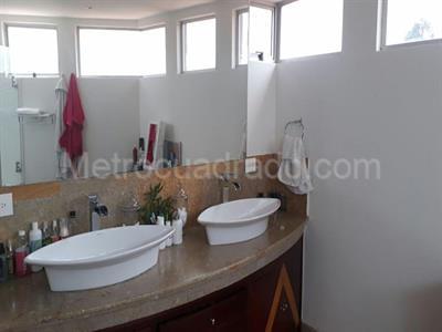 Casa de 4 alcobas en venta en San Jose De Bavaria, Bogotá, 830 m² · foto 12 de 20