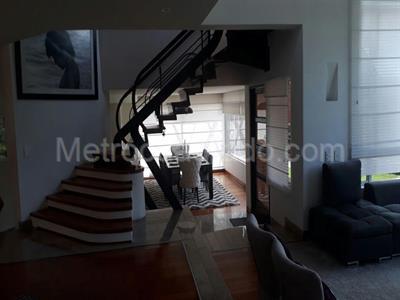Casa de 4 alcobas en venta en San Jose De Bavaria, Bogotá, 830 m² · foto 17 de 20