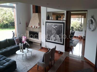 Casa de 4 alcobas en venta en San Jose De Bavaria, Bogotá, 830 m² · foto 18 de 20