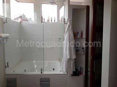 Casa de 4 alcobas en venta en San Jose De Bavaria, Bogotá, 830 m² · foto 7 de 20