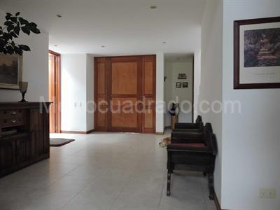 Casa de 4 alcobas en venta en Hacienda San Simon, Bogotá, 1382 m² · foto 6 de 12