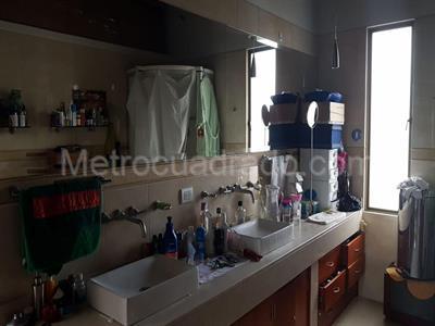 Casa de 4 alcobas en venta en San Jose De Bavaria, Bogotá, 350 m² · foto 20 de 20